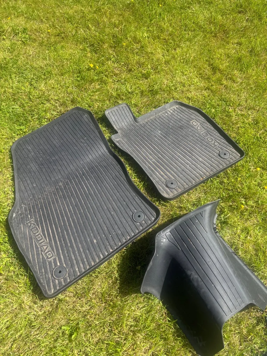 Car Mats - Image 3