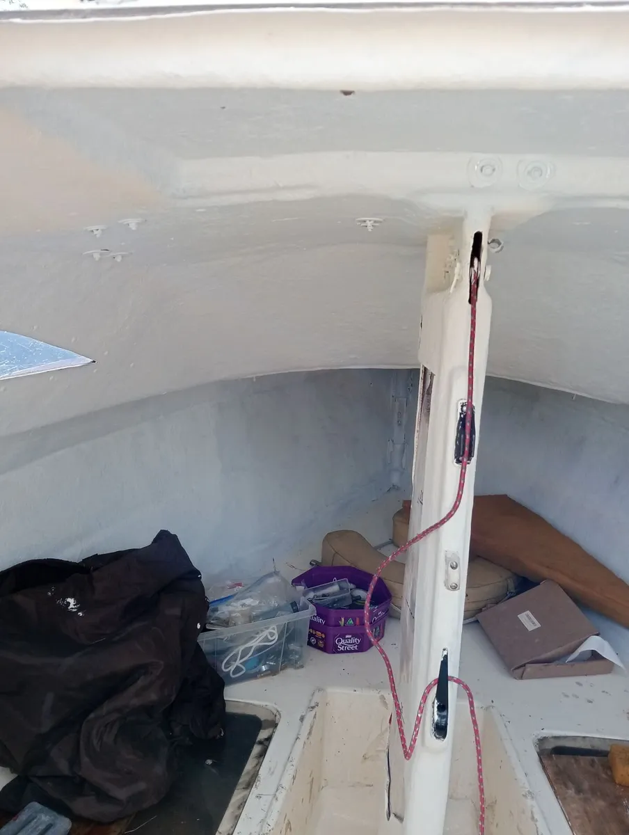 16 foot  Sailboat. - Image 3