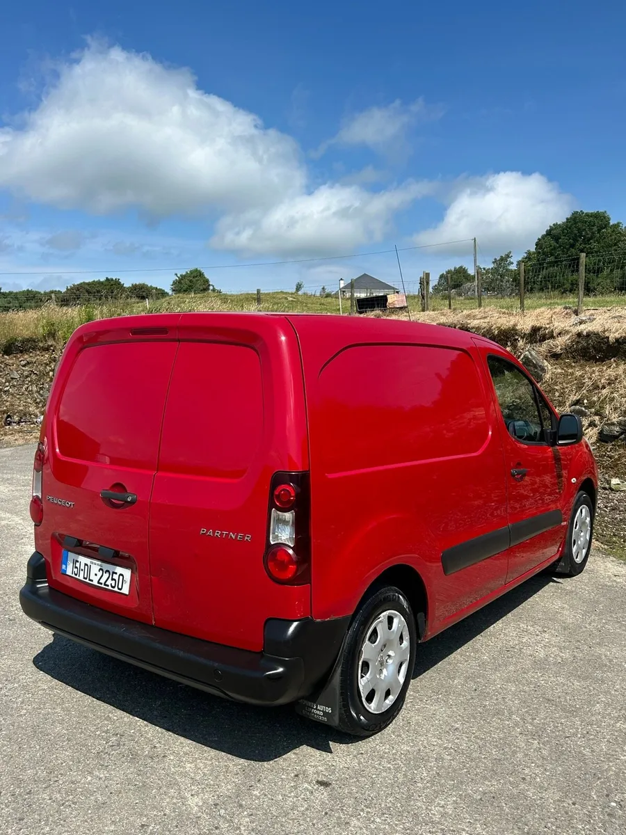 2015 Peugeot Partner 3 Seats - Image 4
