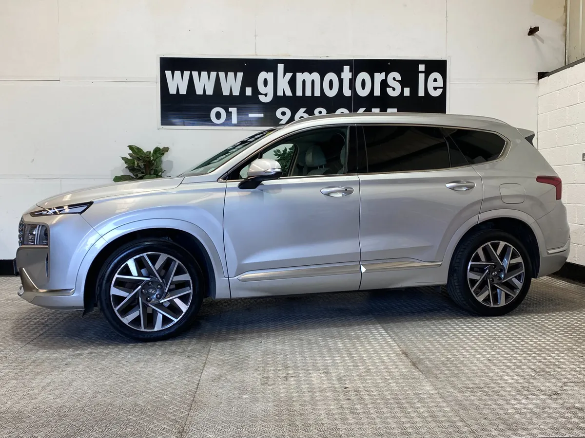 Hyundai Santa Fe 2022///4WD ///COMMERCIAL//AUTO/// - Image 2