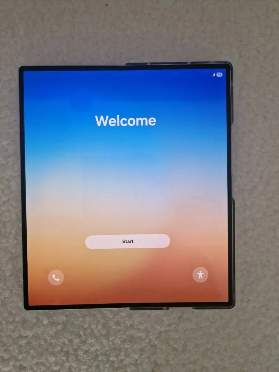 Samsung Z Fold 6 - Image 2