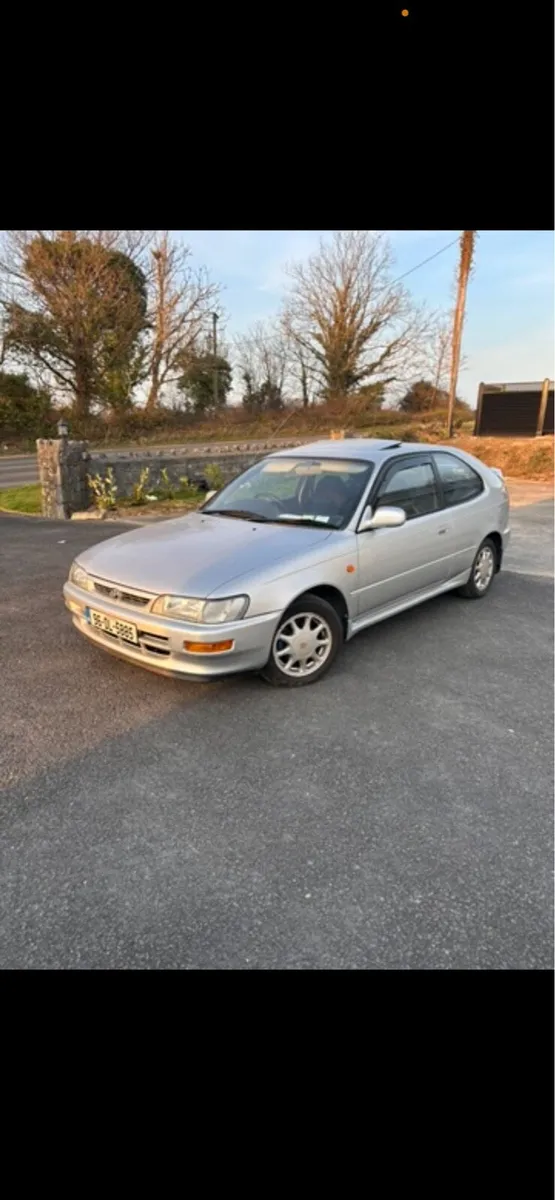Toyota Corolla Si - Image 1