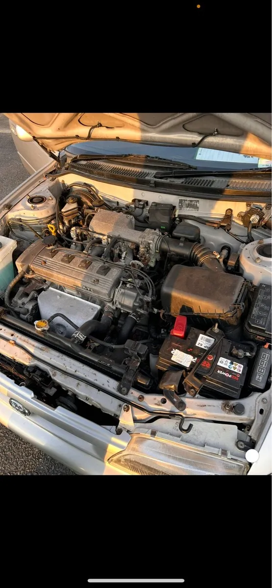 Toyota Corolla Si - Image 4