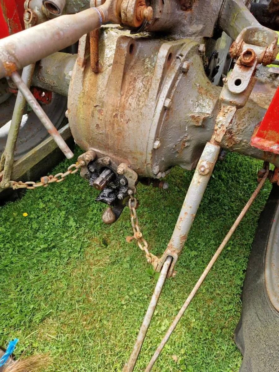 Tractor 35 - Image 2