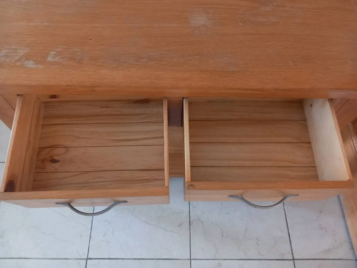 Console table - Image 2
