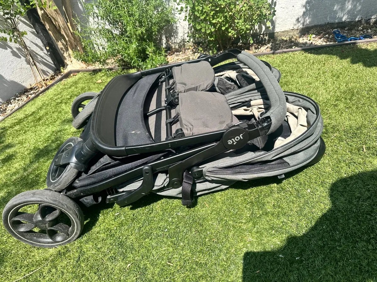 Joie Double Buggy – Excellent Condition – 10 Month - Image 4