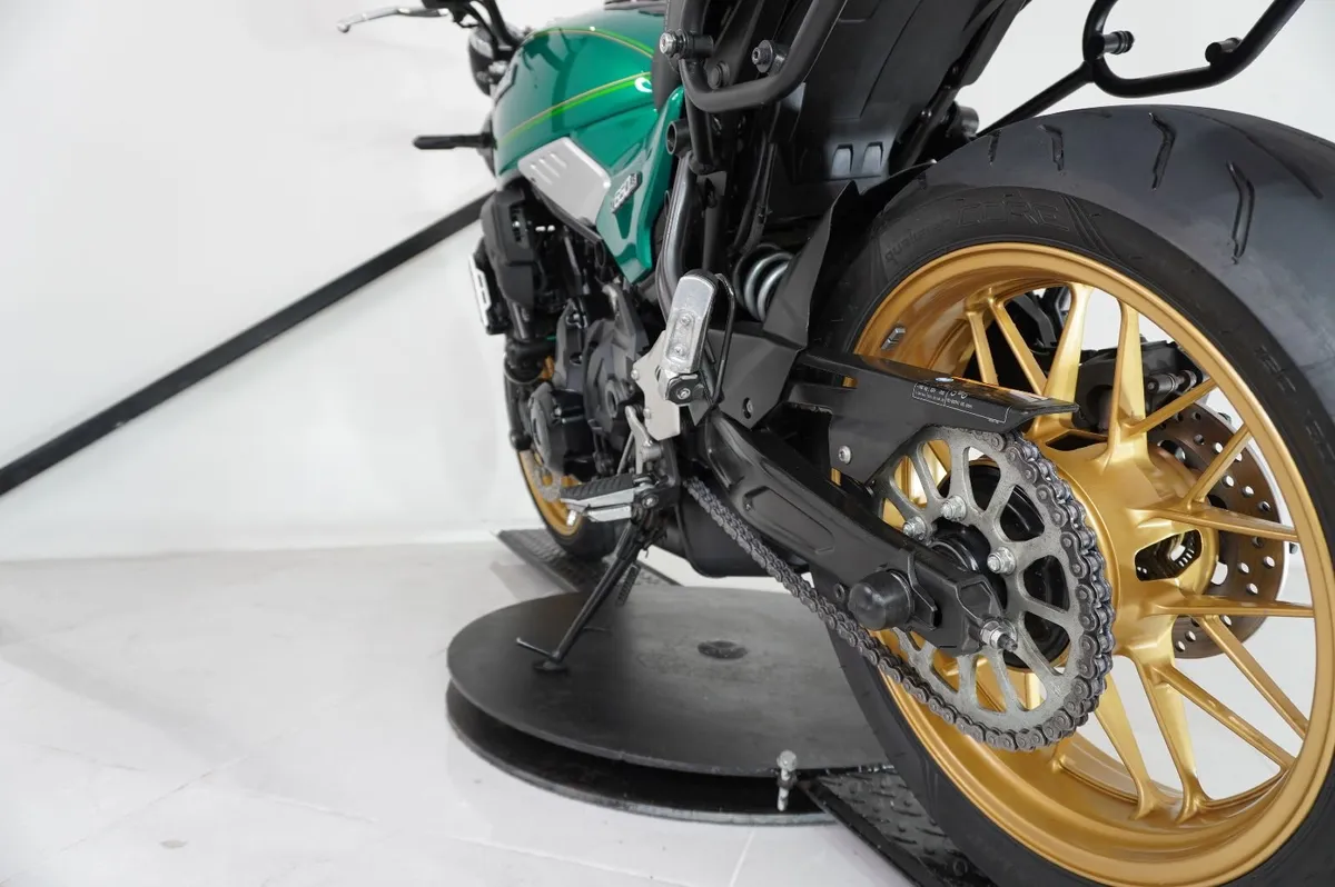 ...KAWASAKI Z650RS...LOW MILEAGE... - Image 2