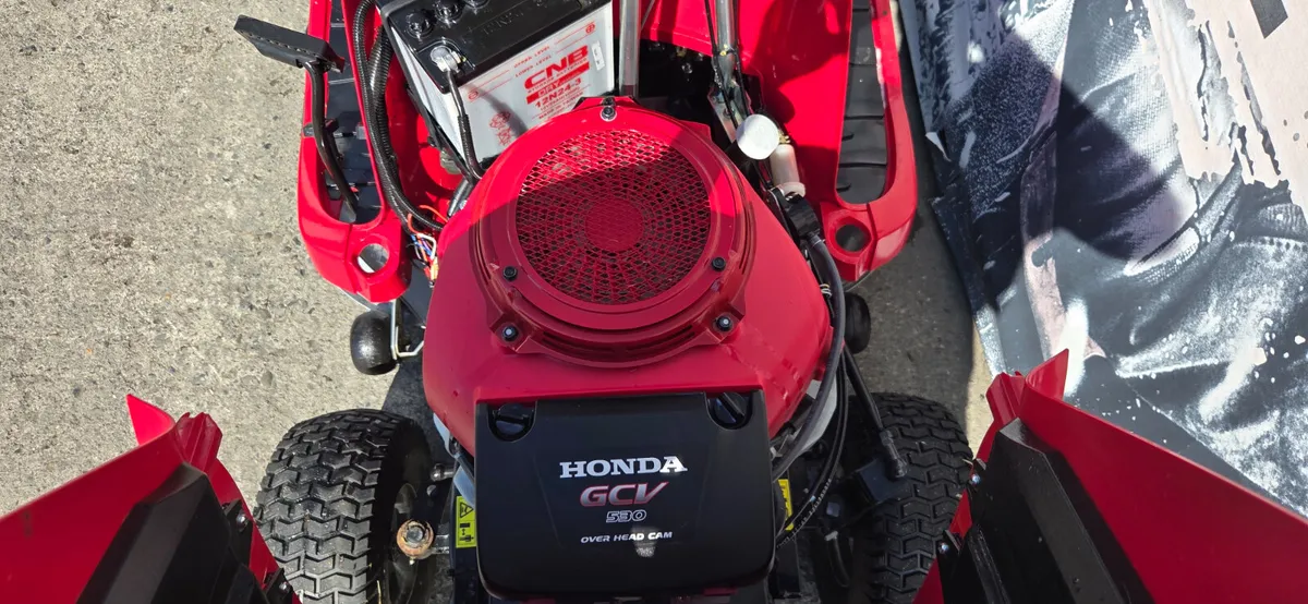 Honda HF2417HME Ride on Mower - Image 4