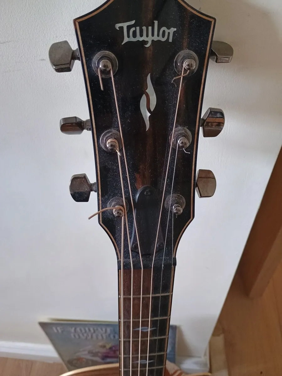 Taylor 814 CEAcoustic / Electric Guitar - Image 4