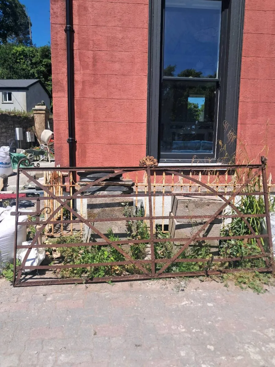 Wrought iron gate - Image 2