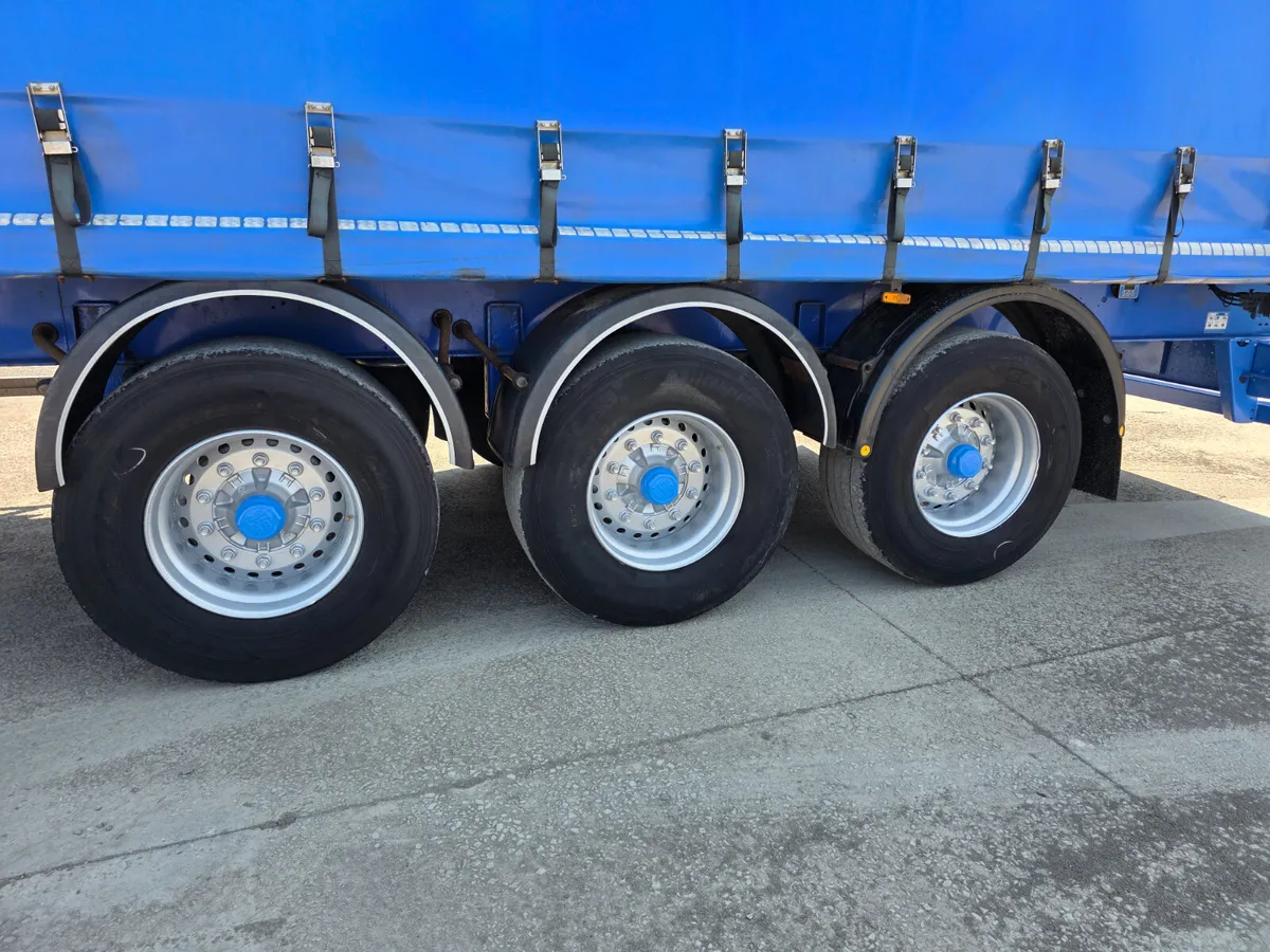 Curtainside Trailers - Image 2