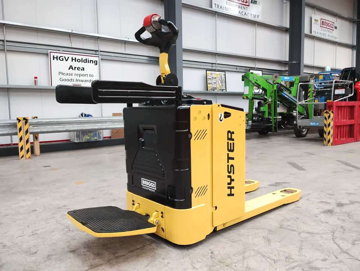 2017 Hyster P2.0SE Pallet Truck (REF: 010541) - Image 4