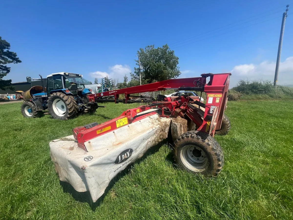 2011 Lely Splendimo 550P Trailed Non Conditioner - Image 2