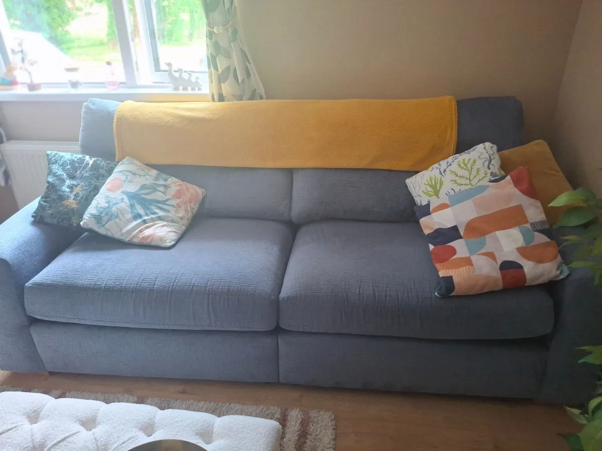 Sofa - Image 3