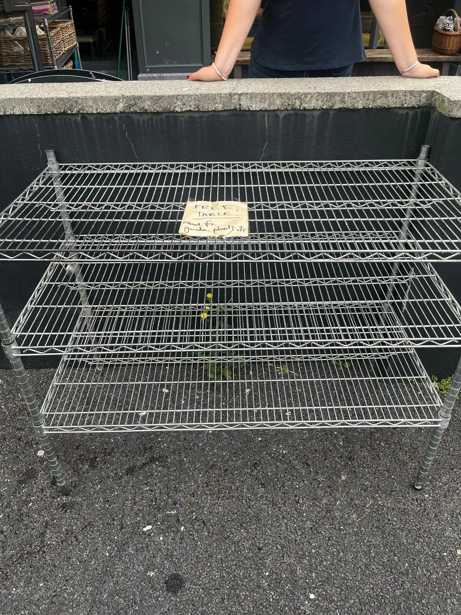 Outdoor shelving - Image 1