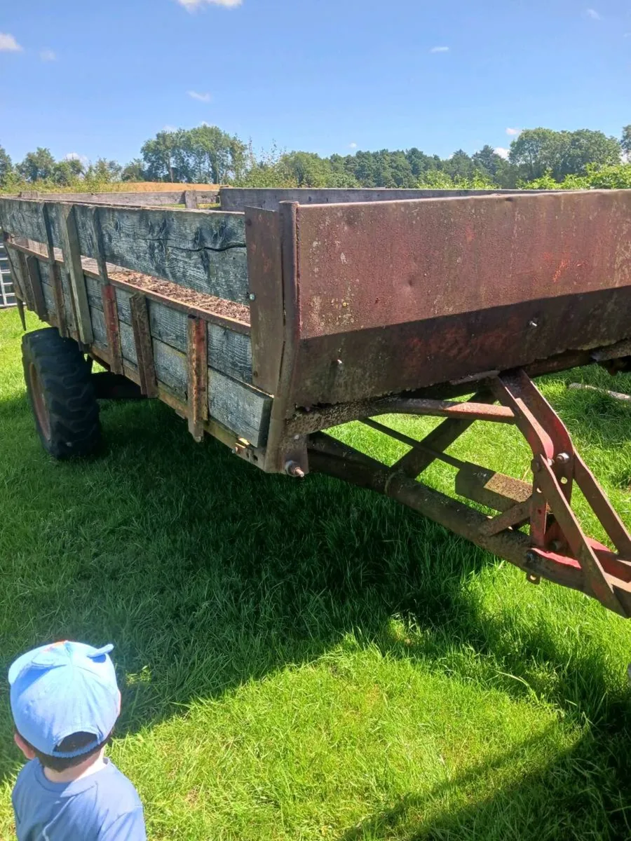 Large farm/feed Trailer - Image 4