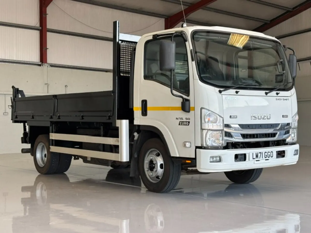 (NOV) 2021 ISUZU N75-150 7.5 TON  INSULATED TIPPER - Image 1