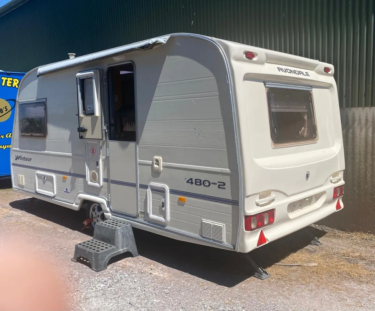 2 BERTH AVONDALE WINDSOR - Image 2