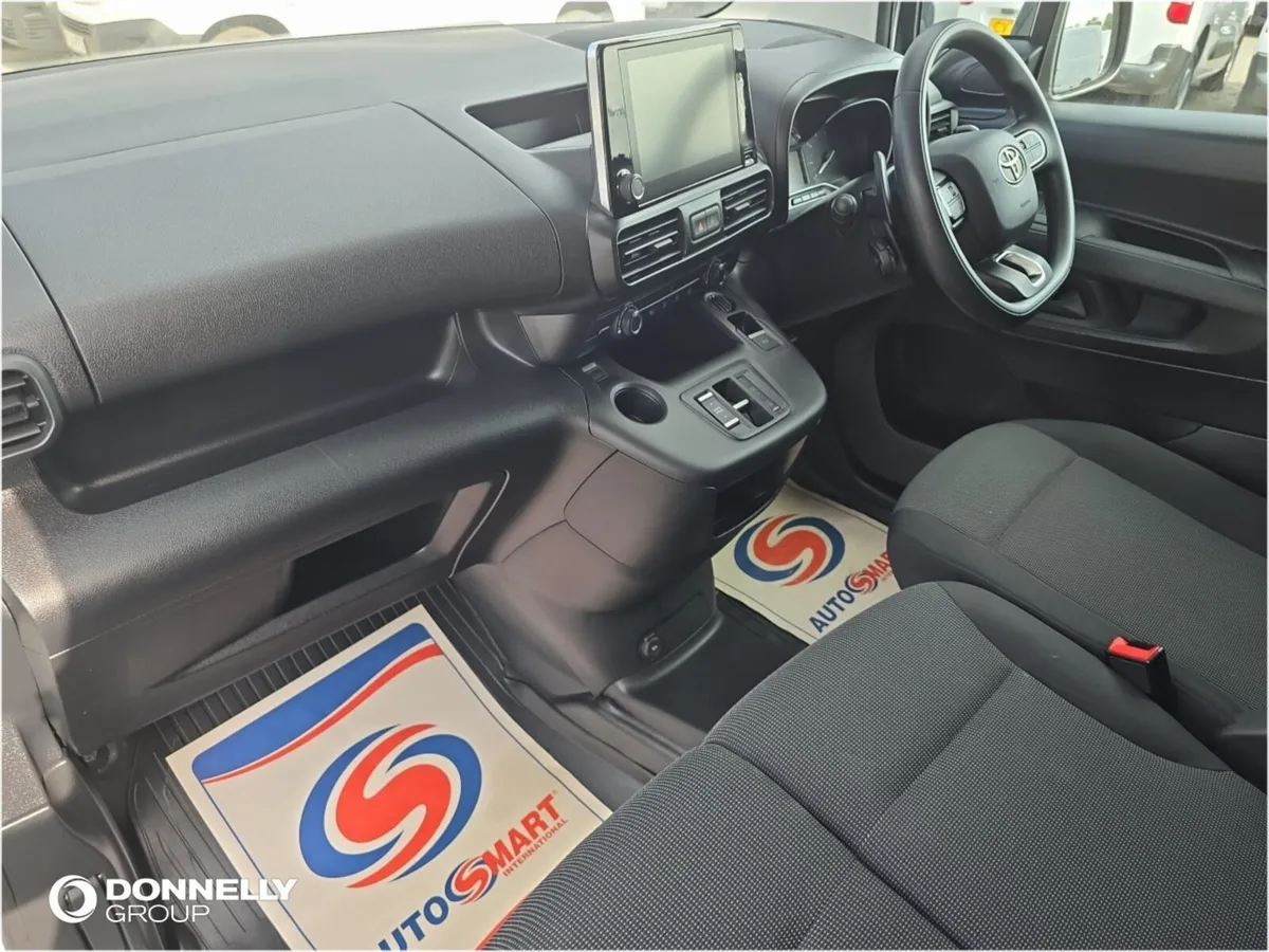 Toyota Proace City L1 Diesel Design - Image 4