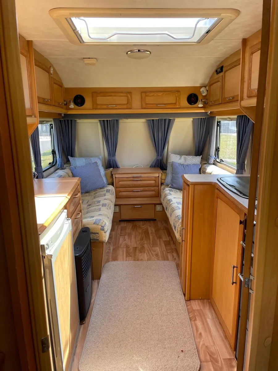 Lightweight 09 Compass 2/3 berth & Full Awning - Image 4
