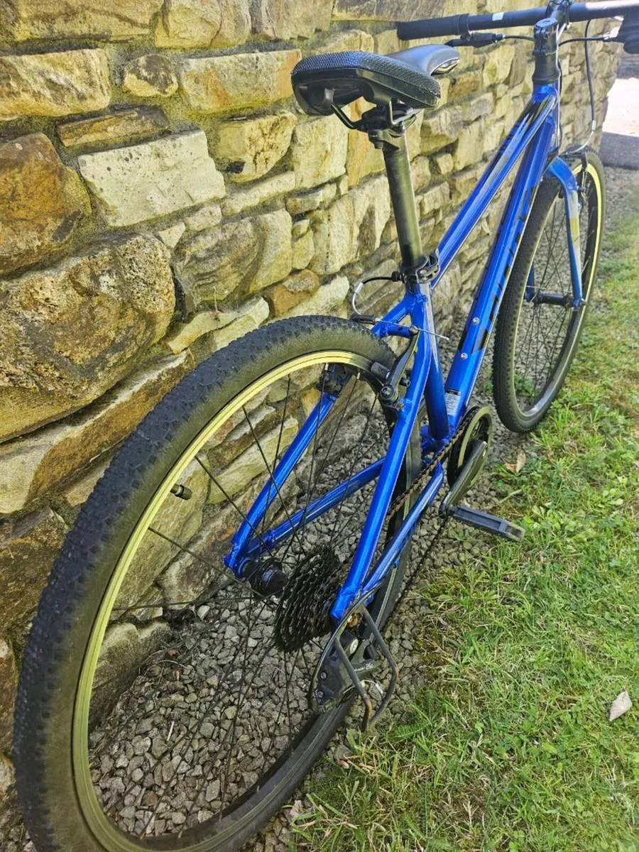 Giant 26" kids bicycle - Image 4