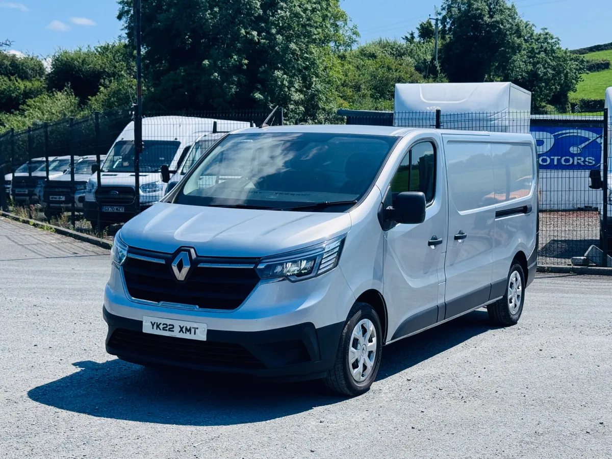 2022 Renault Trafic LWB 150BHP €16250 ON IRISH REG - Image 3