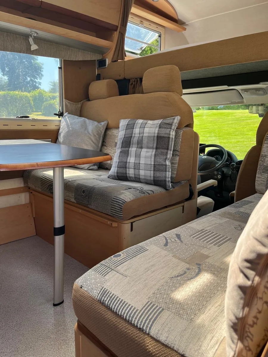 Camper Van - Image 3