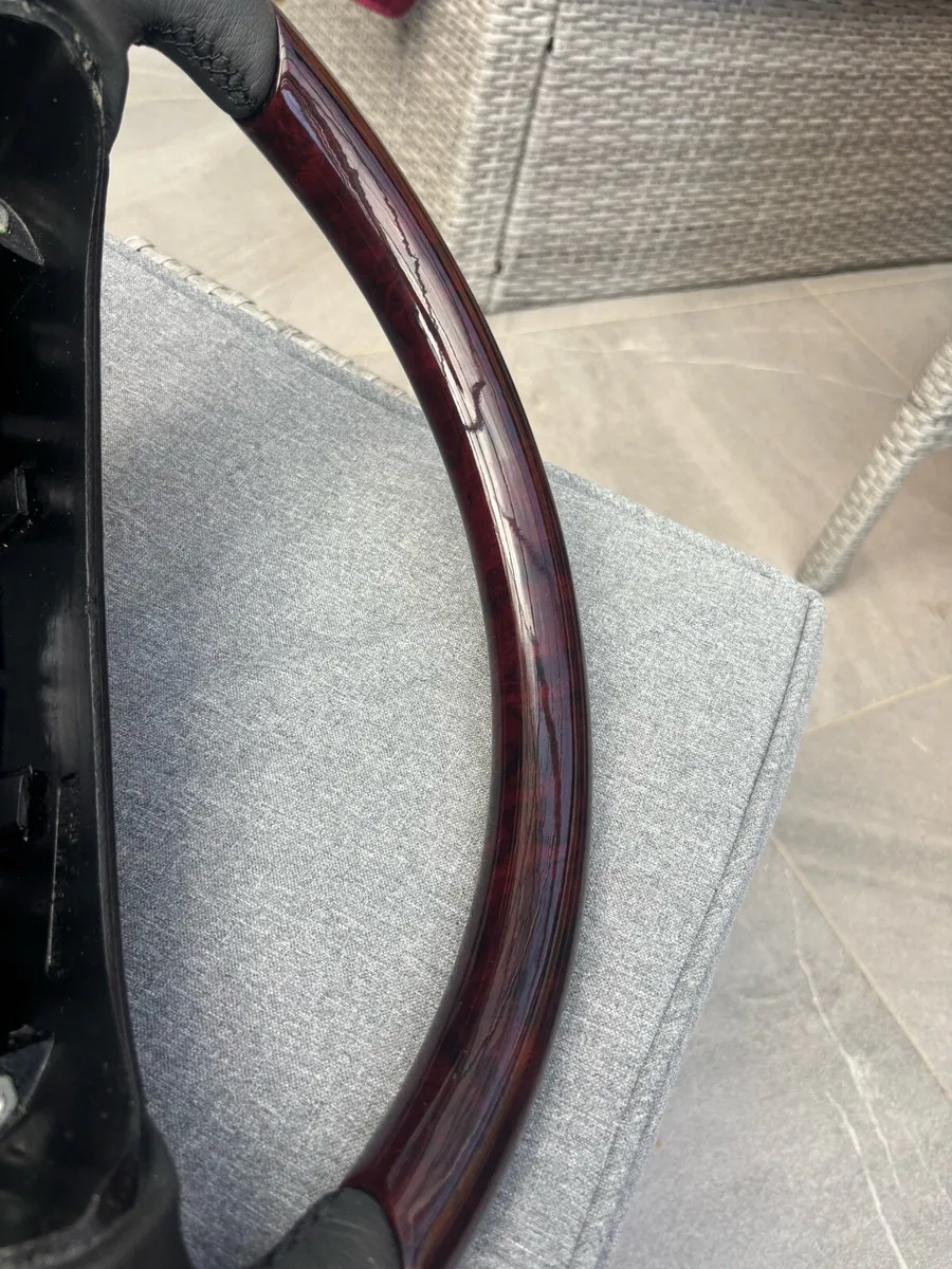 W210 wood stering wheel - Image 4