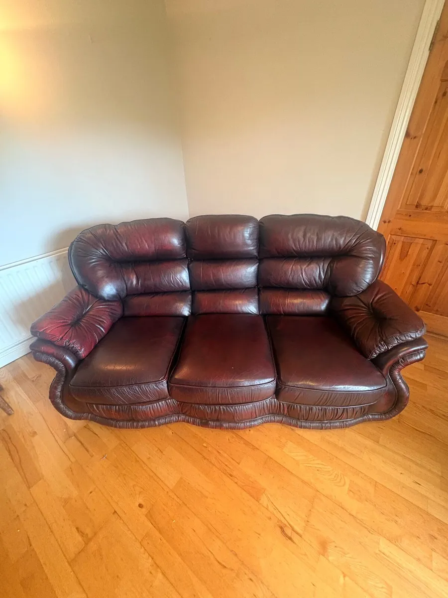 Genuine Leather 3 & 2 Seater Sofa/Couches - Image 1