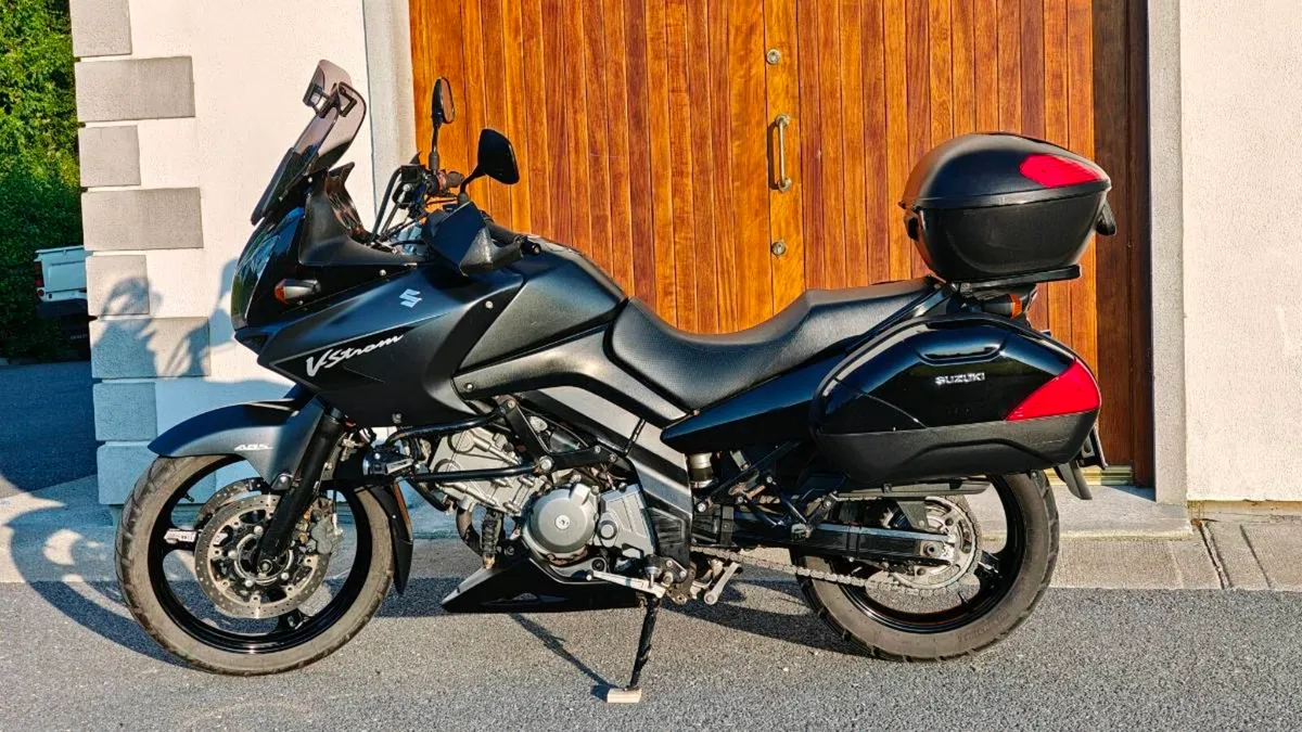 Suzuki dl650 v-strom 2009 - Image 3