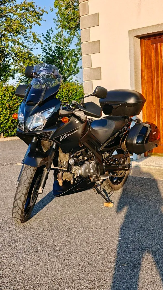 Suzuki dl650 v-strom 2009 - Image 4
