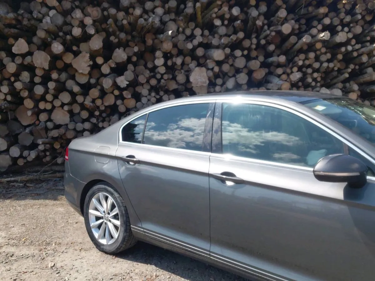 VW Passat tax and test front end damage - Image 4