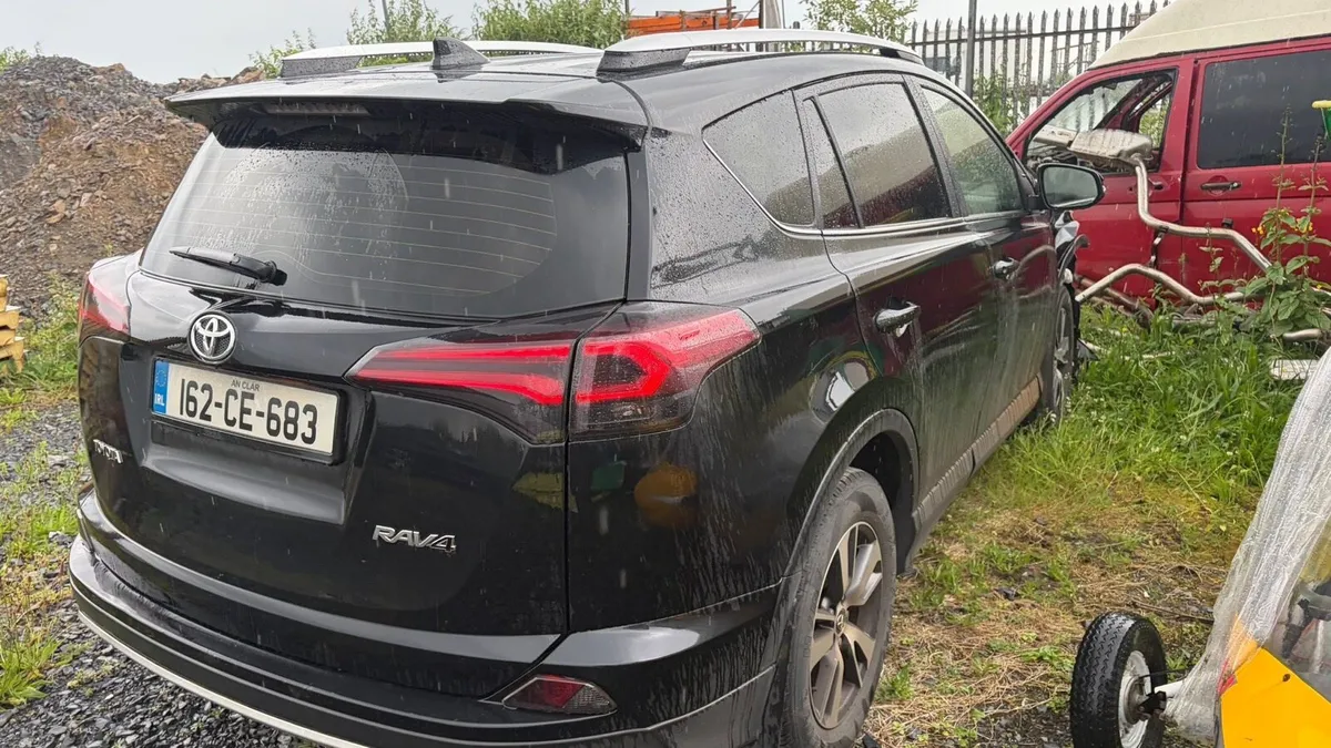 Toyota rav4 2016 - Image 3