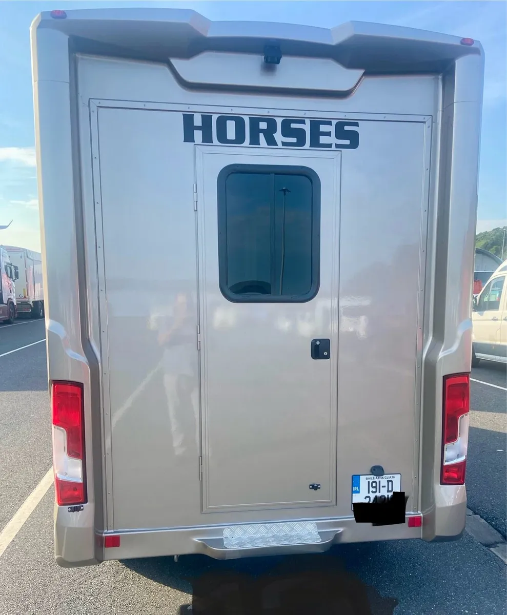 Brand New 3.5 tonnes 2 Box by Regent - Image 4