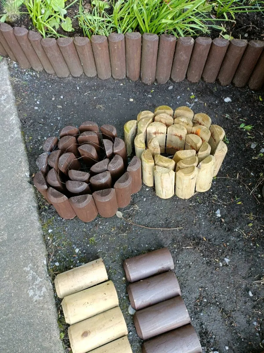 Logroll Edging Unused and Used 34metres Tot. - Image 3