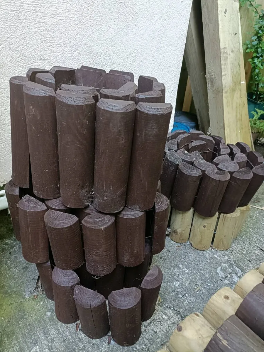 Logroll Edging Unused and Used 34metres Tot. - Image 4