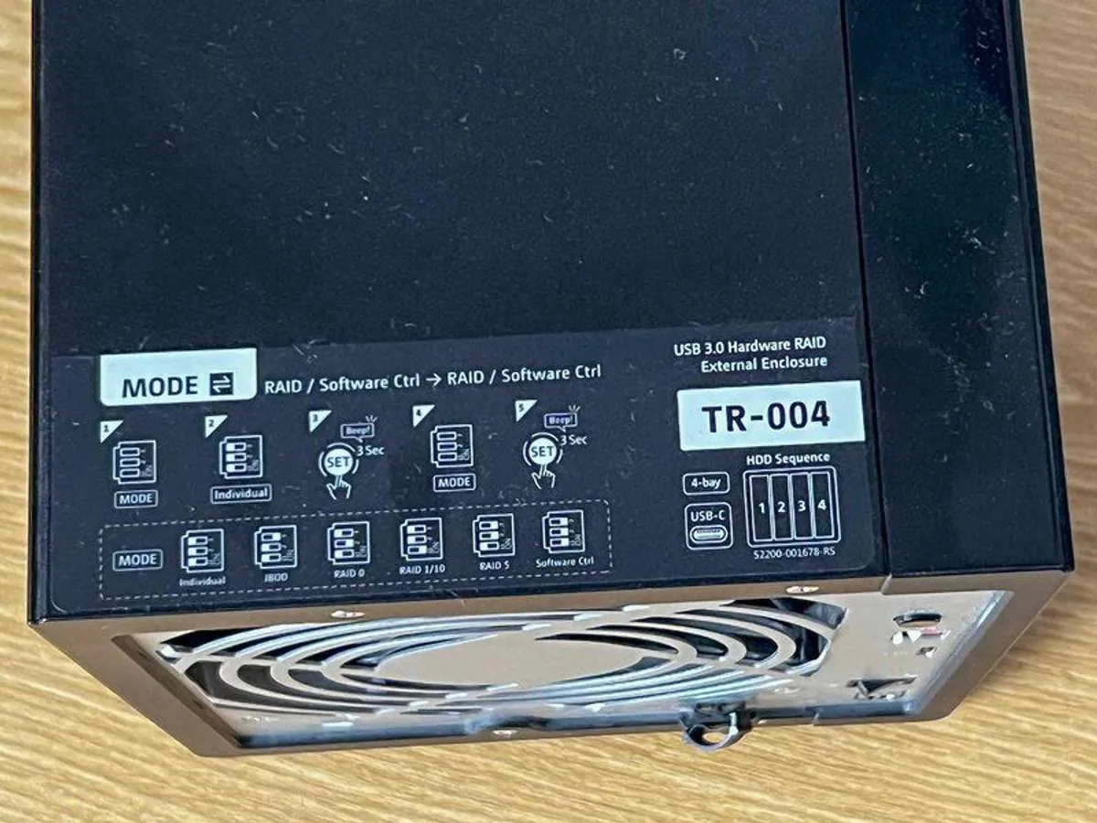 QNAP TR004 DAS with 9TB of storage - Image 3