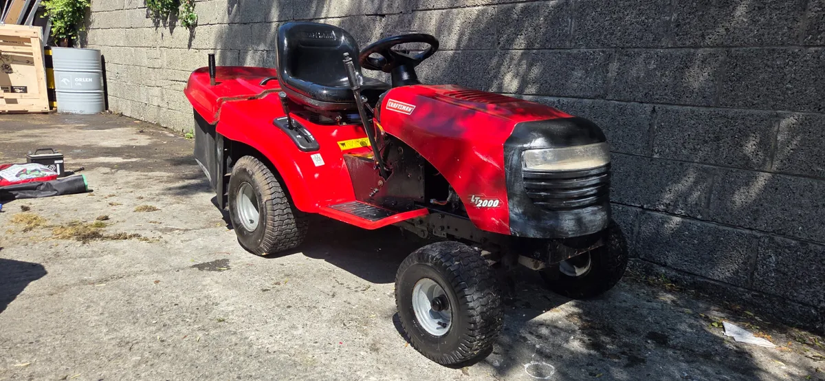 Craftsman 19.5hp Ride on Tractor - Image 4