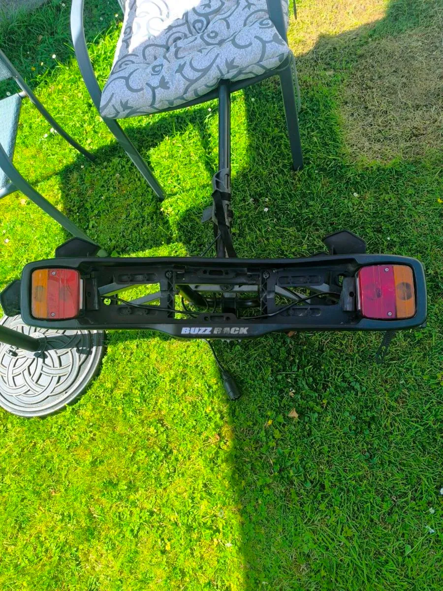 Buzz Rack 2 Bike Tow Bar Carrier - Image 3