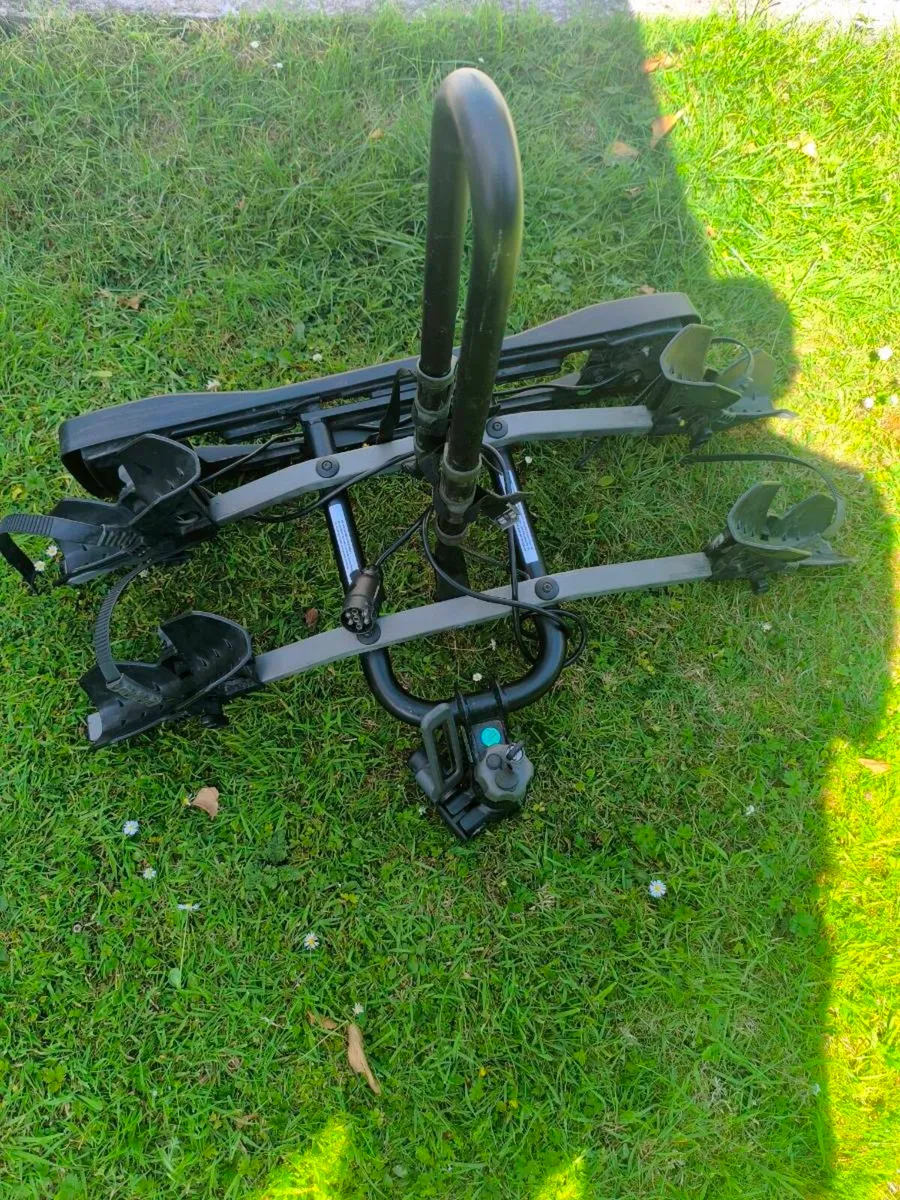 Buzz Rack 2 Bike Tow Bar Carrier - Image 2