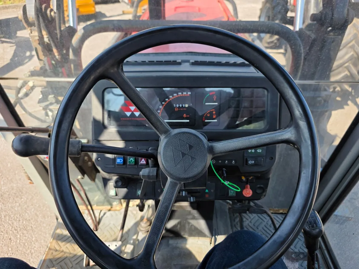 Massey Ferguson 390 - Image 3