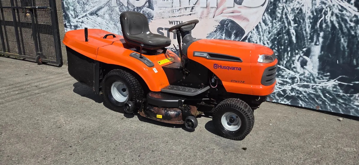 Husqvarna CTH172 Ride on Mower 17hp 42" - Image 1