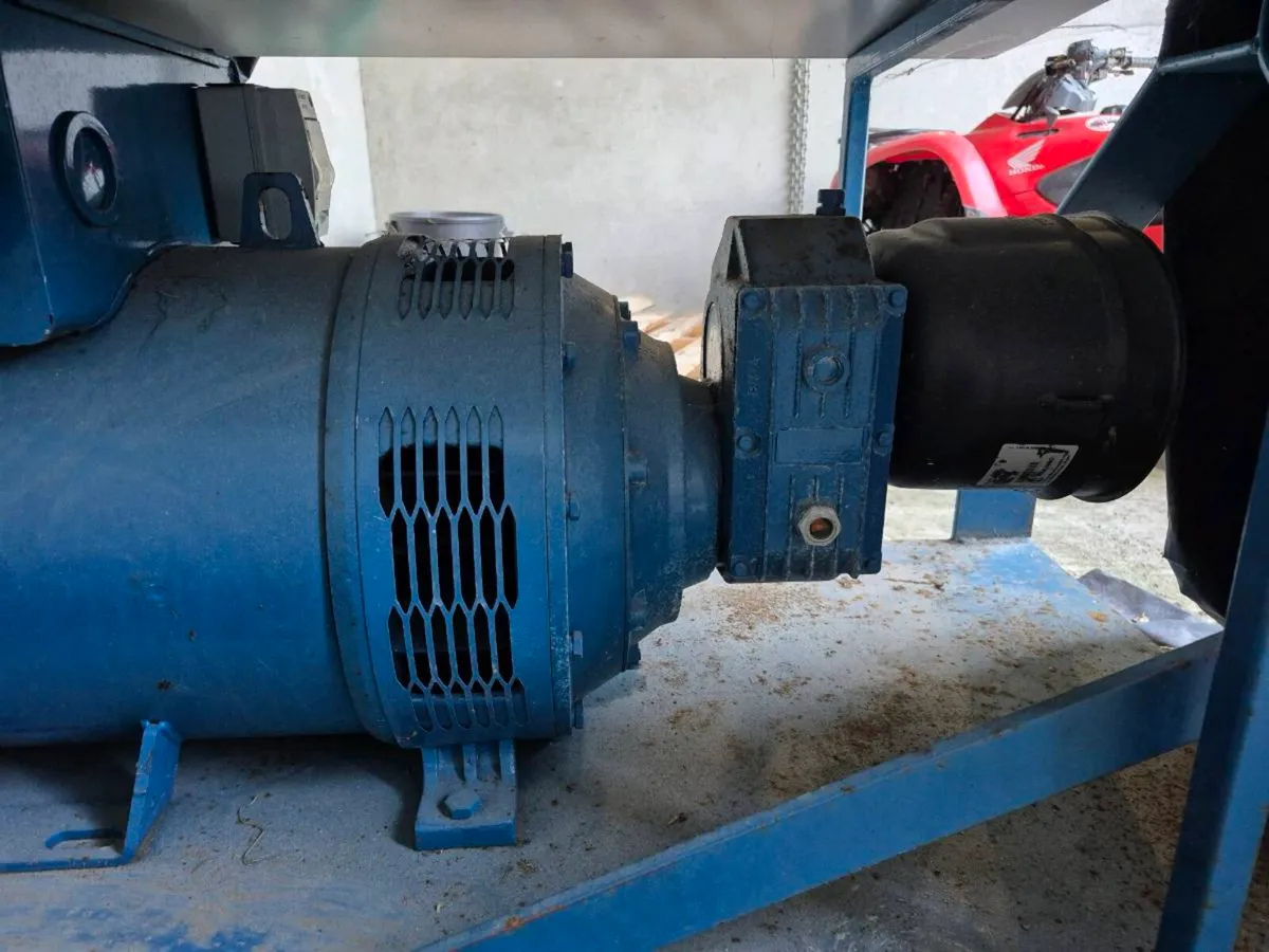 A 33kva Meccalte tractor mounted generator - Image 4