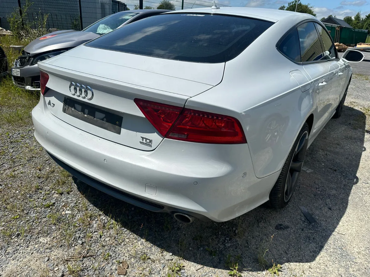 13 AUDI A7  3.0 TDI (CDUD) AUTO FOR BREAKING - Image 3