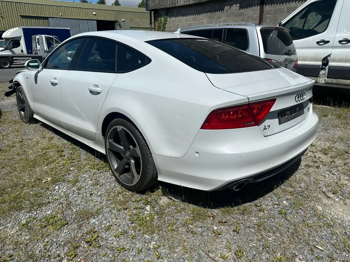 13 AUDI A7  3.0 TDI (CDUD) AUTO FOR BREAKING - Image 4