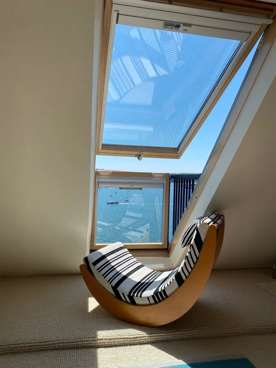 chair - Image 1