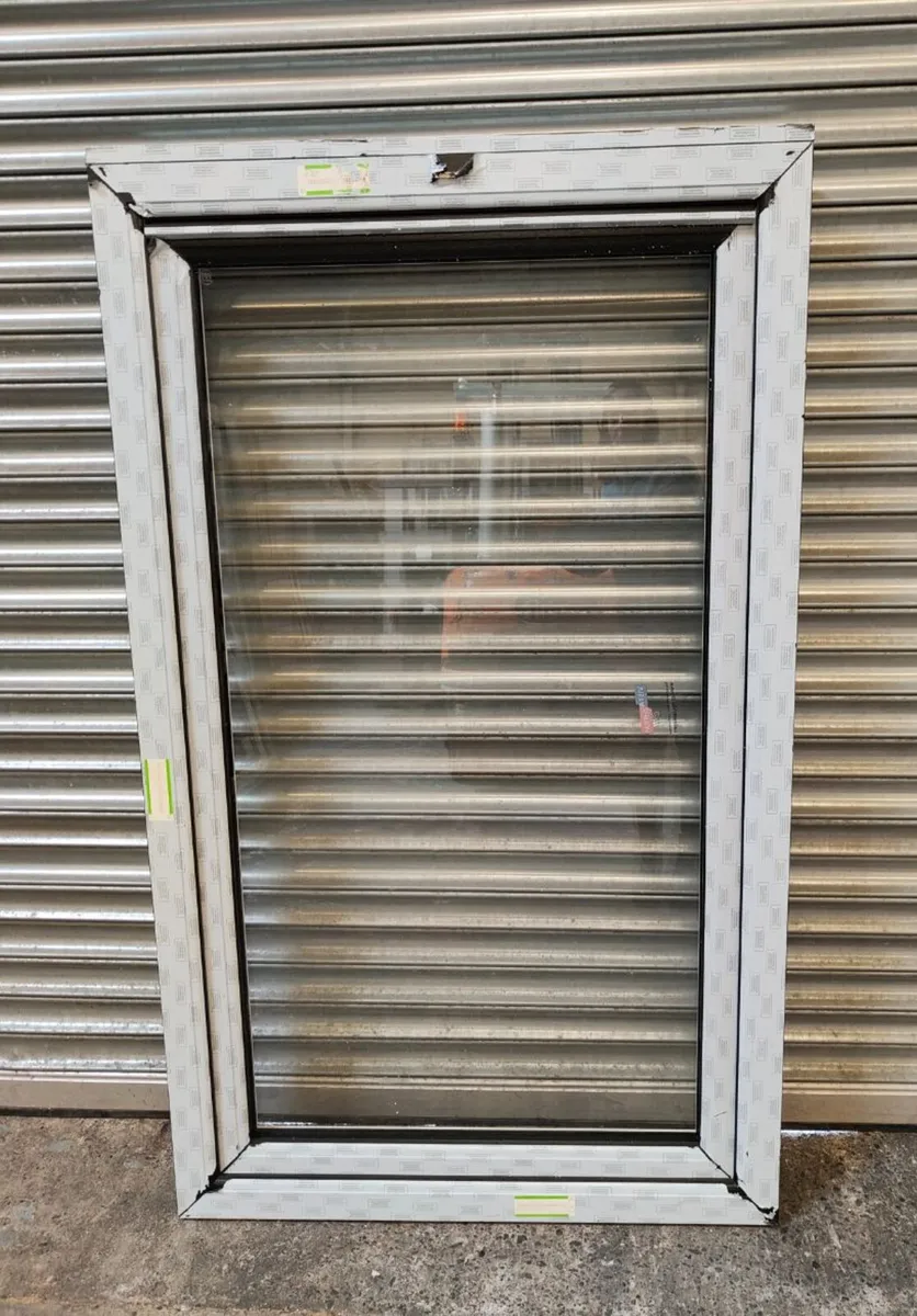 Double Glazed Window Tilt & Turn - 980 x 1625mm - Image 1