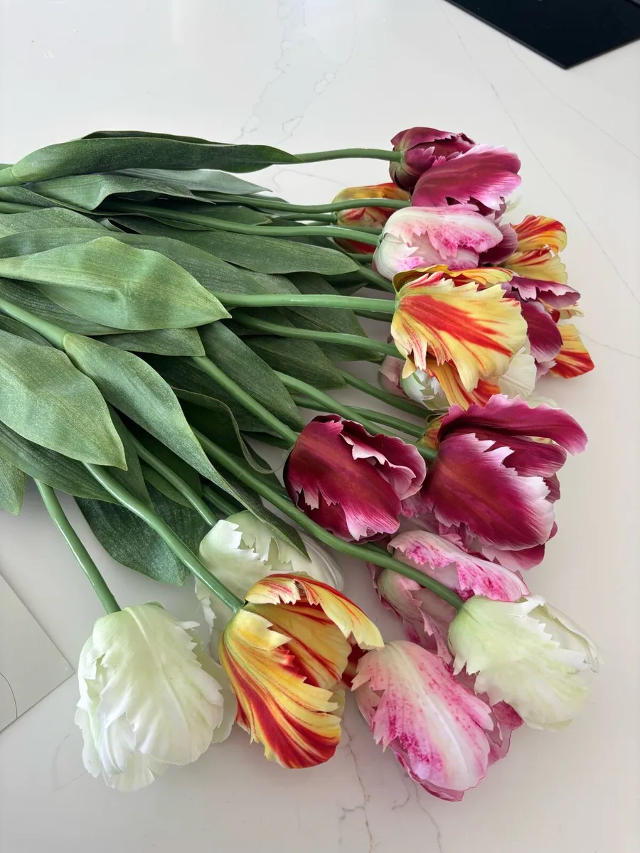The Irish Country Home faux tulips - Image 2