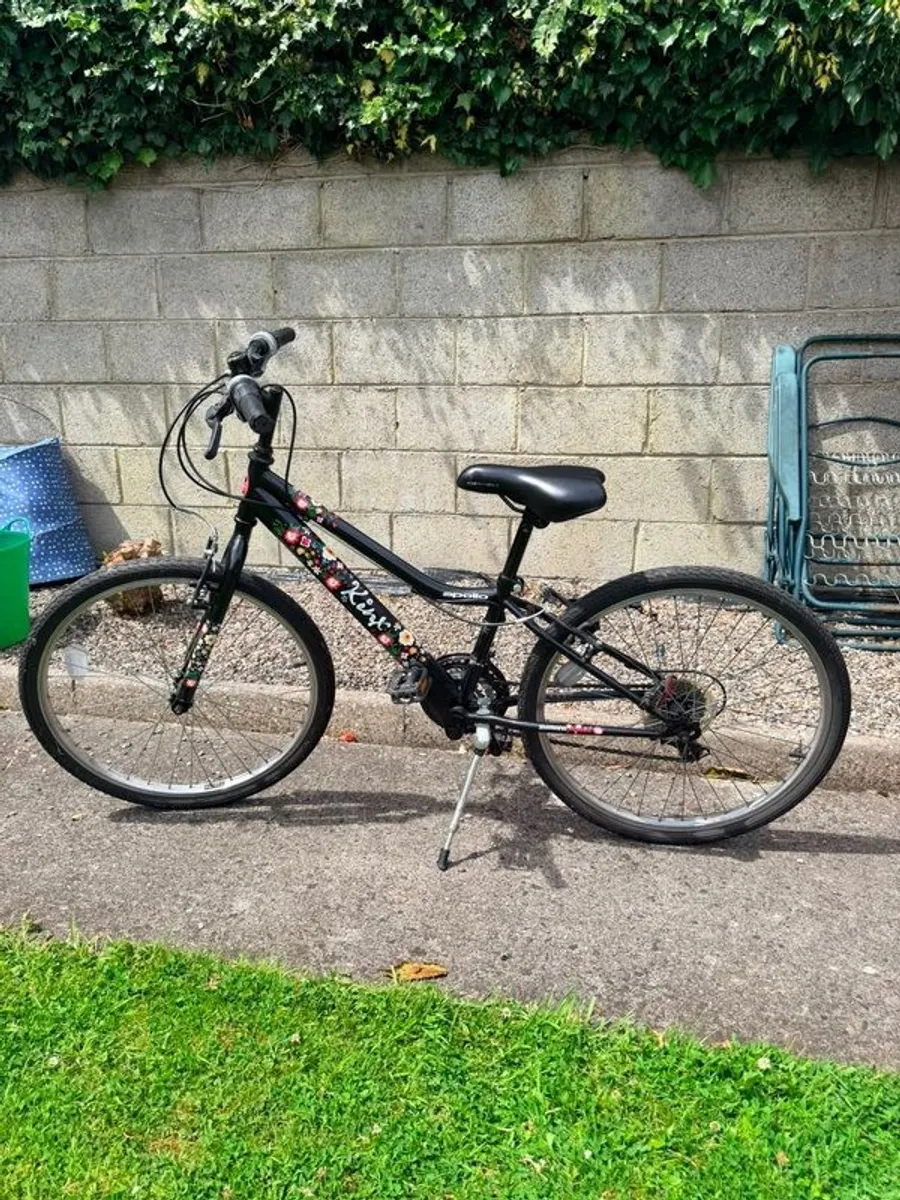 Girls 24" Apollo kinx Bike - Image 1