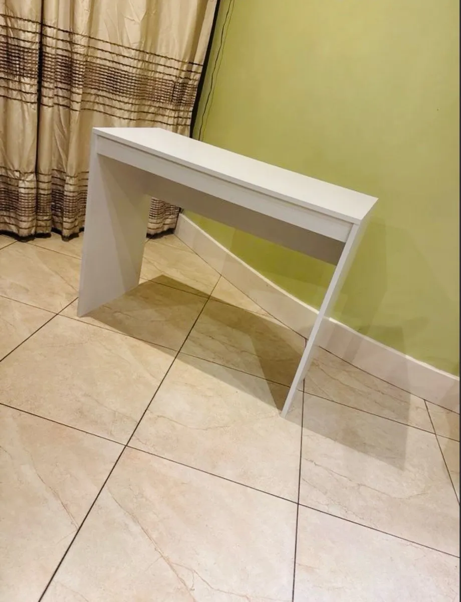 Desk - Image 2
